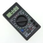 Multimeter DT-830